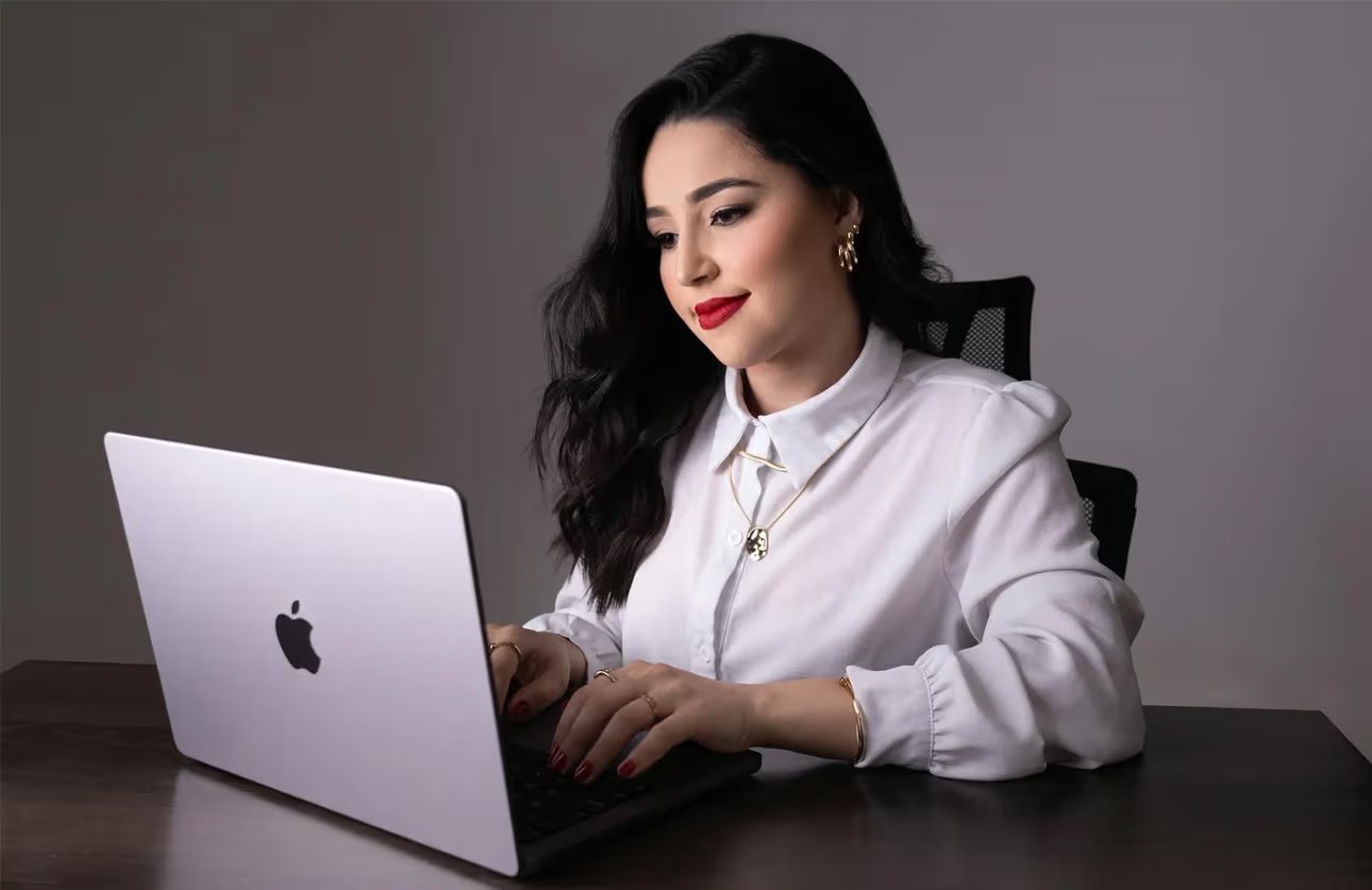 Elevating Business Performance: Exploring the World of Consulting